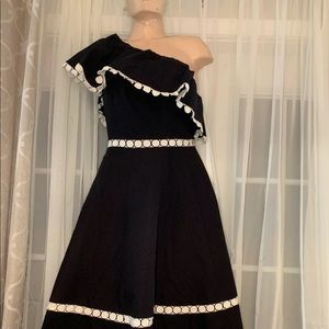 NEW Kate Spade THE MADISON AVE One Shoulder ruffle Black and white  Dress Sz 4
